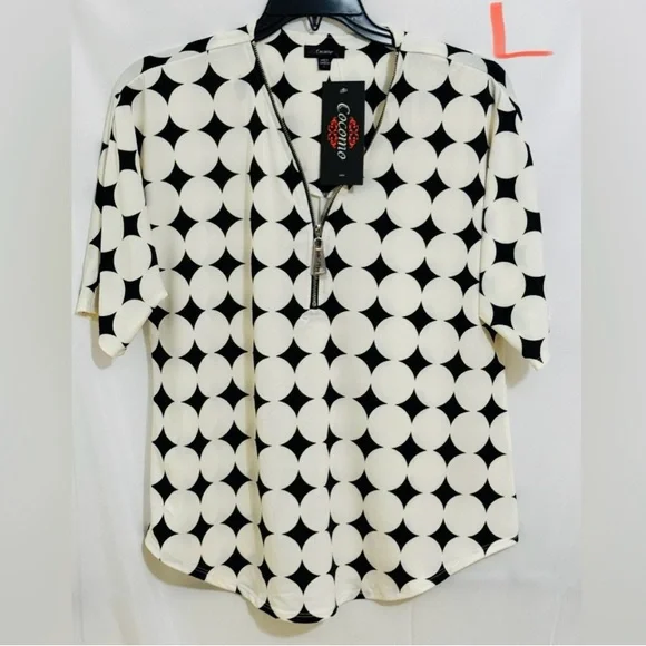 Cocomo Black and White Casual Zip Up Top - Picture 1 of 3